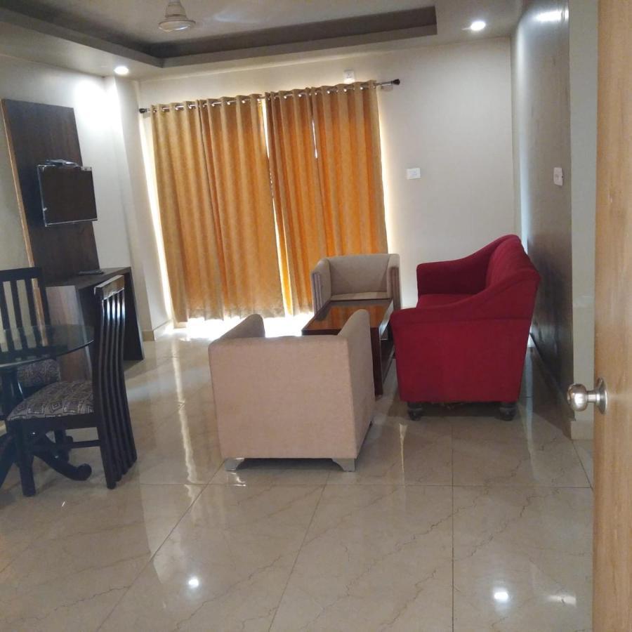 Hotel Janaki Pride بوري المظهر الخارجي الصورة