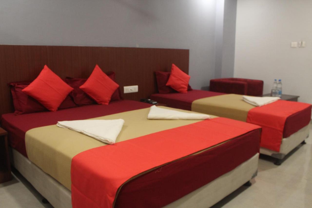 Hotel Janaki Pride بوري المظهر الخارجي الصورة